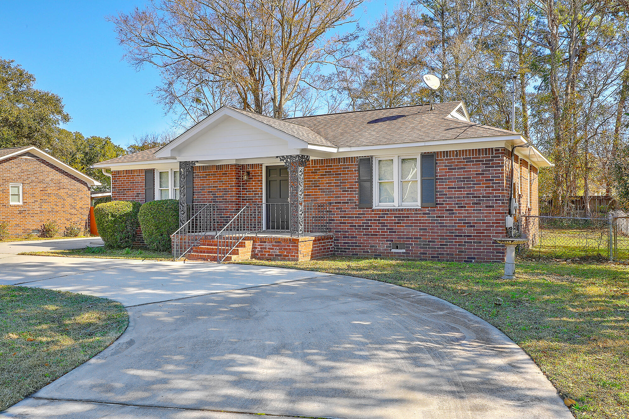 616 Semaht Street Charleston, SC 29412 - Photo 3 of 22 1R3A0916_17_18_19_20_21_22