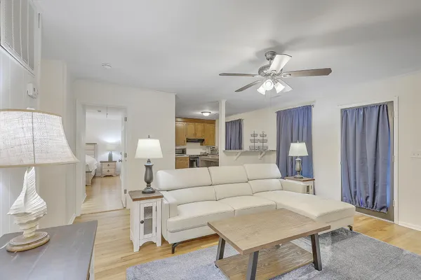 $3,300 | 616 Semaht Street, Charleston, SC 29412