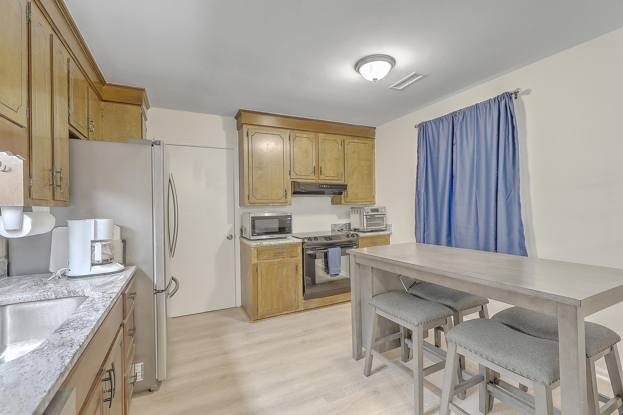 616 Semaht Street Charleston, SC 29412 - Photo 10 of 22 1R3A0965_66_67_68_69_70_71