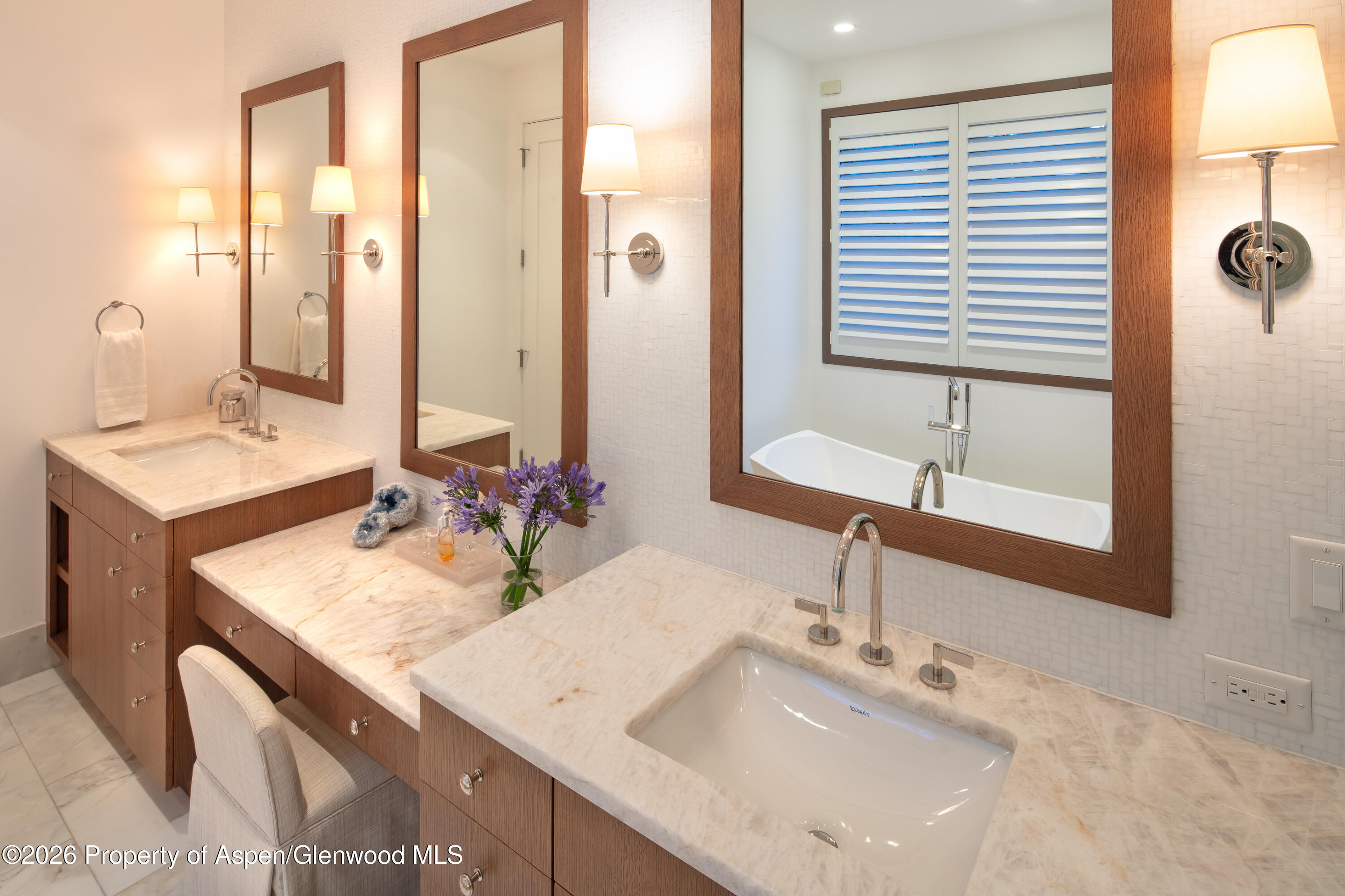 523 Walnut Street, Unit A Aspen, CO 81611 - Photo 13 of 31 108A4505