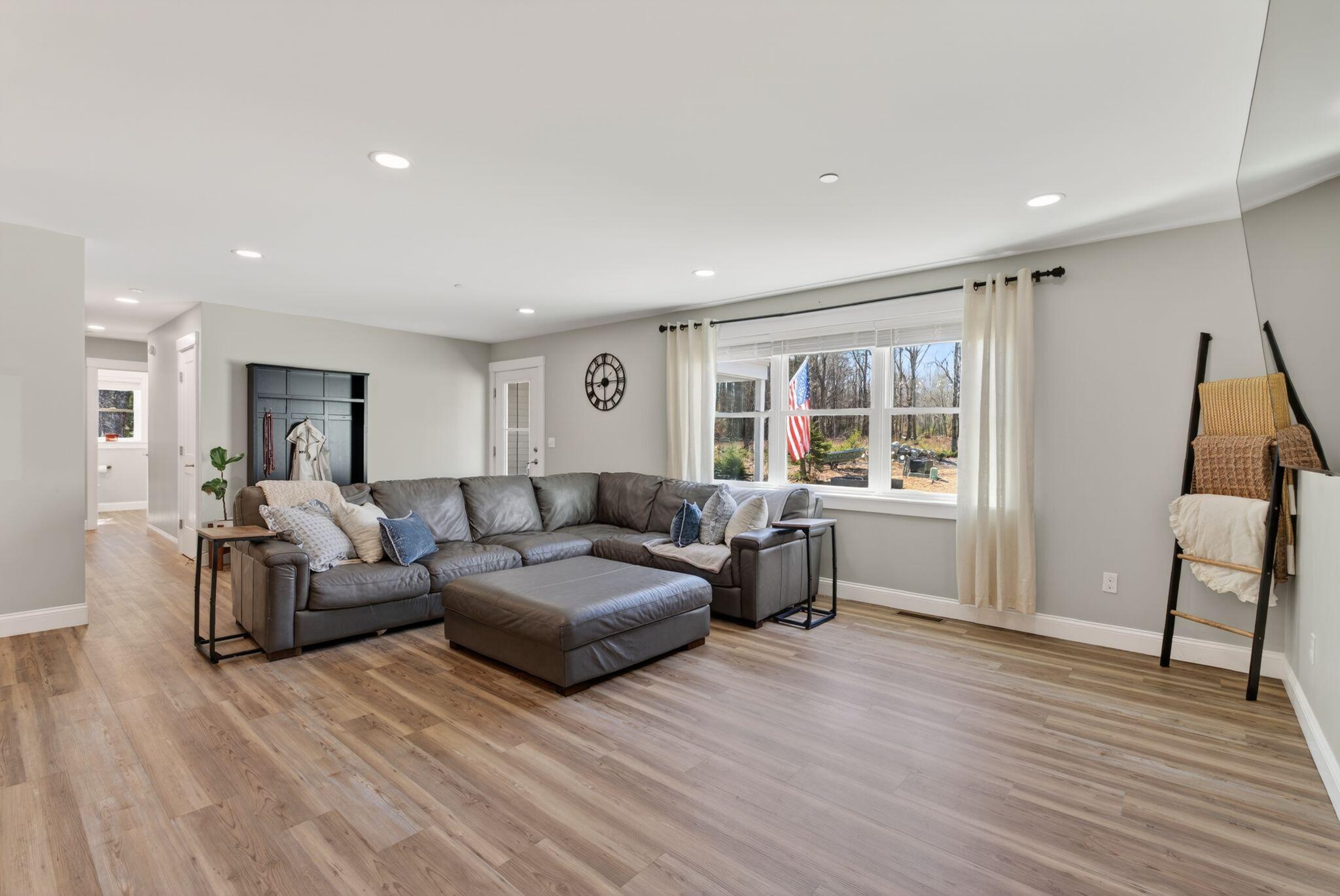 4 Rooster Run Gray, ME 04039 - Photo 16 of 40 42_DSC09477