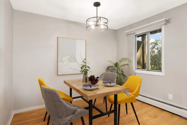 $215,000 | 1304 West Medicine Lake Drive, Unit 202, Minneapolis, MN 55441