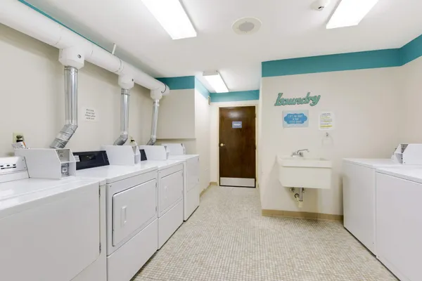 $215,000 | 1304 West Medicine Lake Drive, Unit 202, Minneapolis, MN 55441