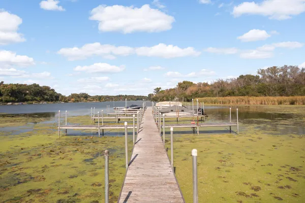 $215,000 | 1304 West Medicine Lake Drive, Unit 202, Minneapolis, MN 55441