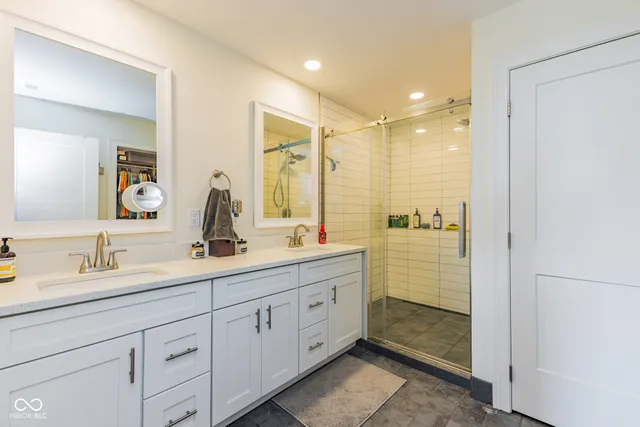 $430,000 | 9410 West Milk House Lane, Muncie, IN 47304