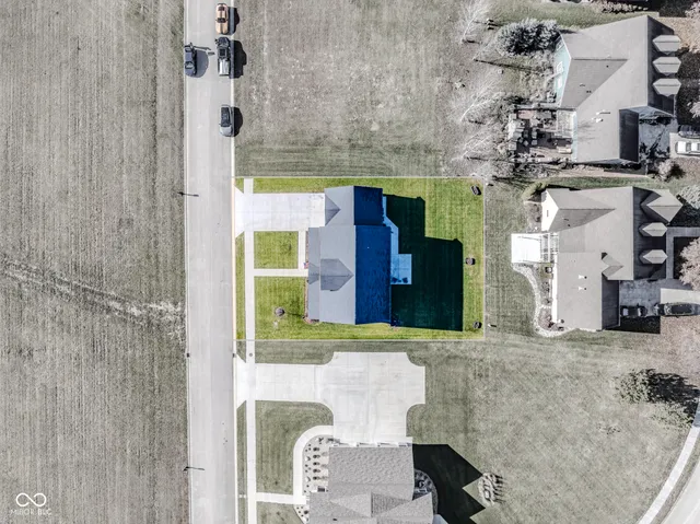 $430,000 | 9410 West Milk House Lane, Muncie, IN 47304