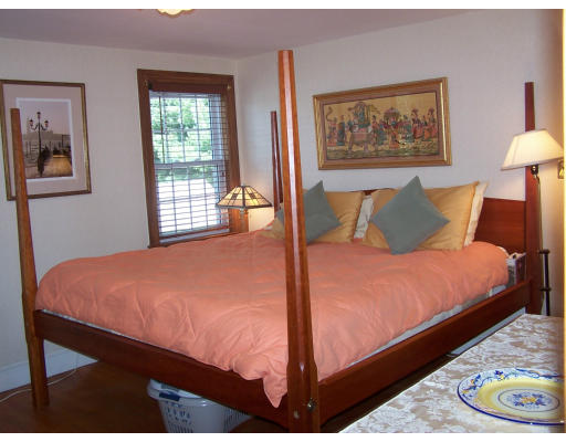 97 Shawsheen Road Andover, MA 01810 - Photo 15 of 19 Gallery Image 15