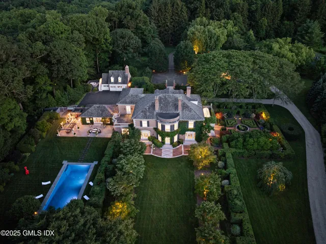 a picture of floor plan