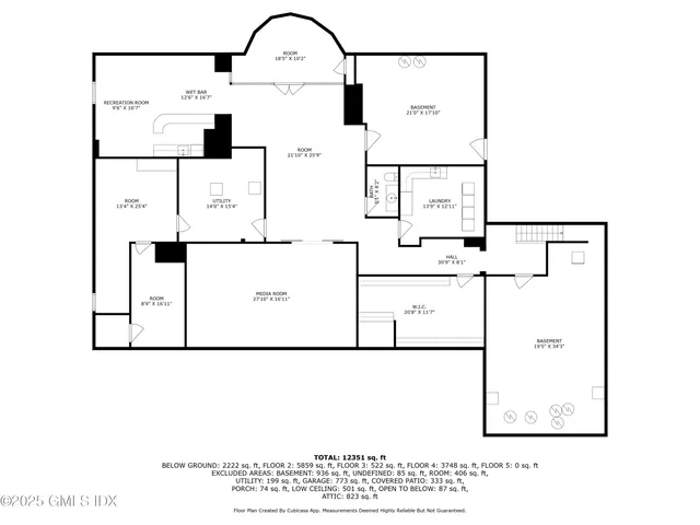 a black and white photo of a picture