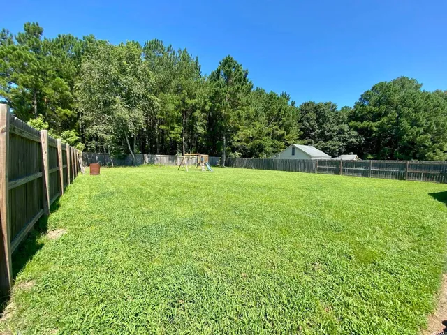 $240,000 | 512 South Hazel Avenue, Andrews, SC 29510