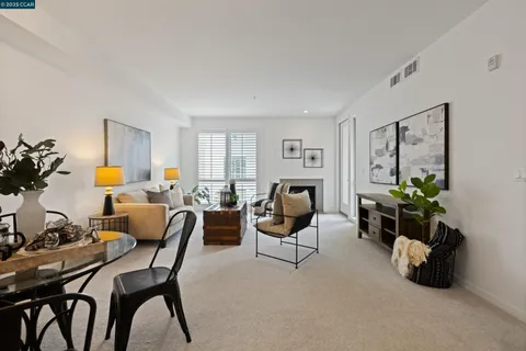$679,000 | 1655 North California Boulevard, Unit 345, Walnut Creek, CA 94596