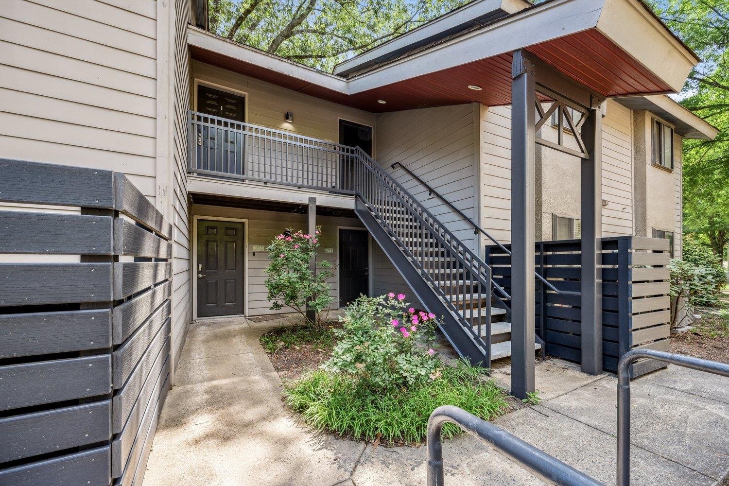 1847 Gray Ridge Cove, Unit 2 Germantown, TN 38138 - Photo 2 of 26 View of doorway to property
