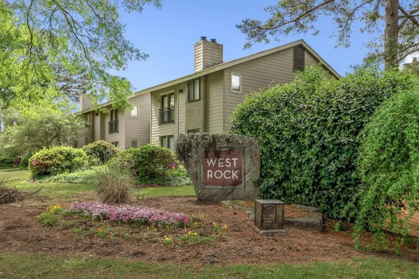 $224,900 | 1847 Gray Ridge Cove, Unit 2, Germantown, TN 38138