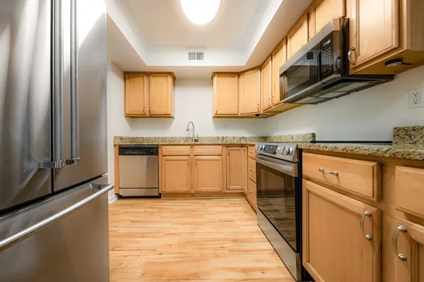 $224,900 | 1847 Gray Ridge Cove, Unit 2, Germantown, TN 38138