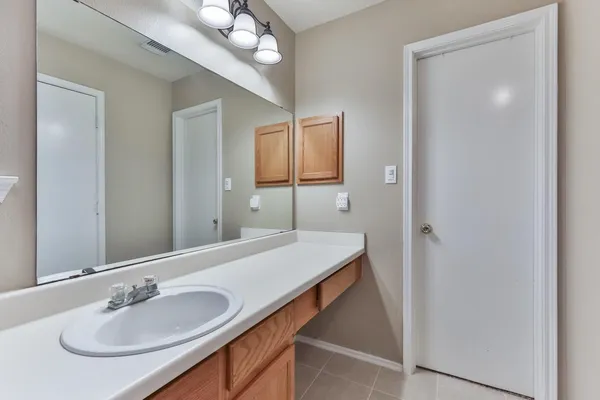 $1,900 | 9215 Dunain Park Court, Houston, TX 77095