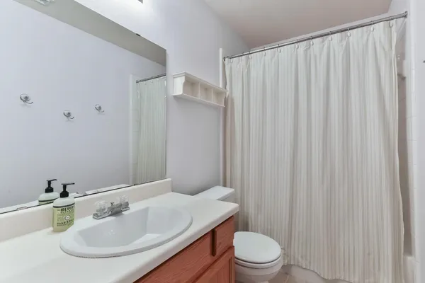 $1,900 | 9215 Dunain Park Court, Houston, TX 77095