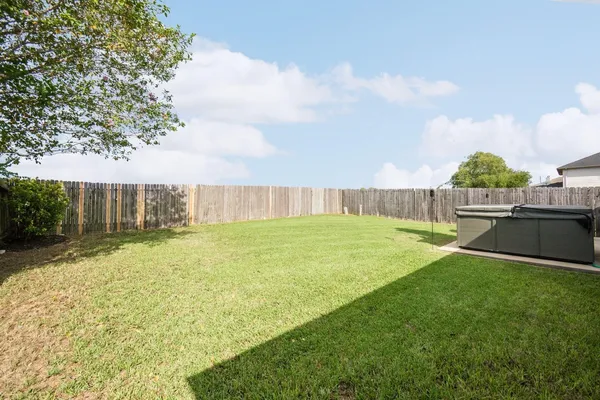 $1,900 | 9215 Dunain Park Court, Houston, TX 77095