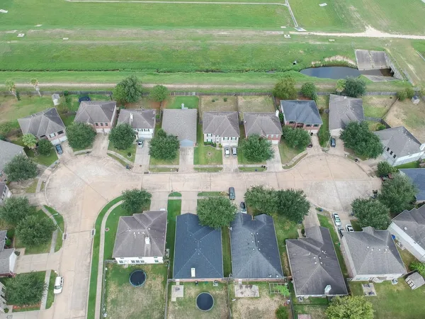 $1,900 | 9215 Dunain Park Court, Houston, TX 77095