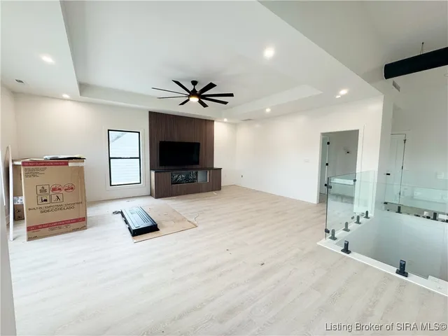 $779,955 | 1019 Ridgeview Drive, Jeffersonville, IN 47130