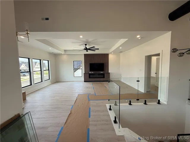 $779,955 | 1019 Ridgeview Drive, Jeffersonville, IN 47130