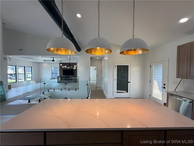 $779,955 | 1019 Ridgeview Drive, Jeffersonville, IN 47130