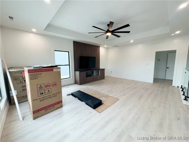 $779,955 | 1019 Ridgeview Drive, Jeffersonville, IN 47130