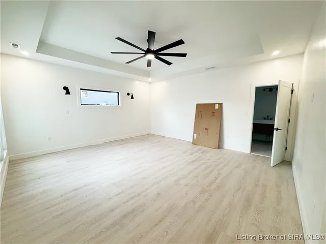 $779,955 | 1019 Ridgeview Drive, Jeffersonville, IN 47130