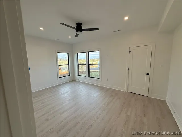 $779,955 | 1019 Ridgeview Drive, Jeffersonville, IN 47130