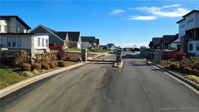 $779,955 | 1019 Ridgeview Drive, Jeffersonville, IN 47130