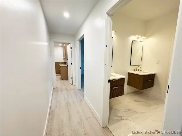 $779,955 | 1019 Ridgeview Drive, Jeffersonville, IN 47130