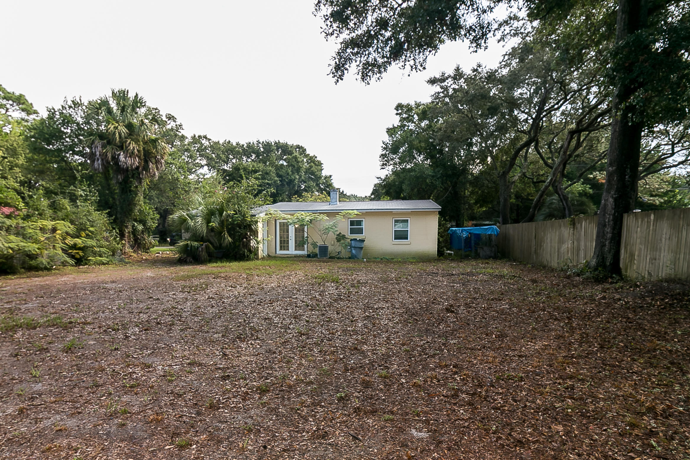 10 Choctawhatchee Road Northeast Fort Walton Beach, FL 32548 - Photo 15 of 19 Backyard