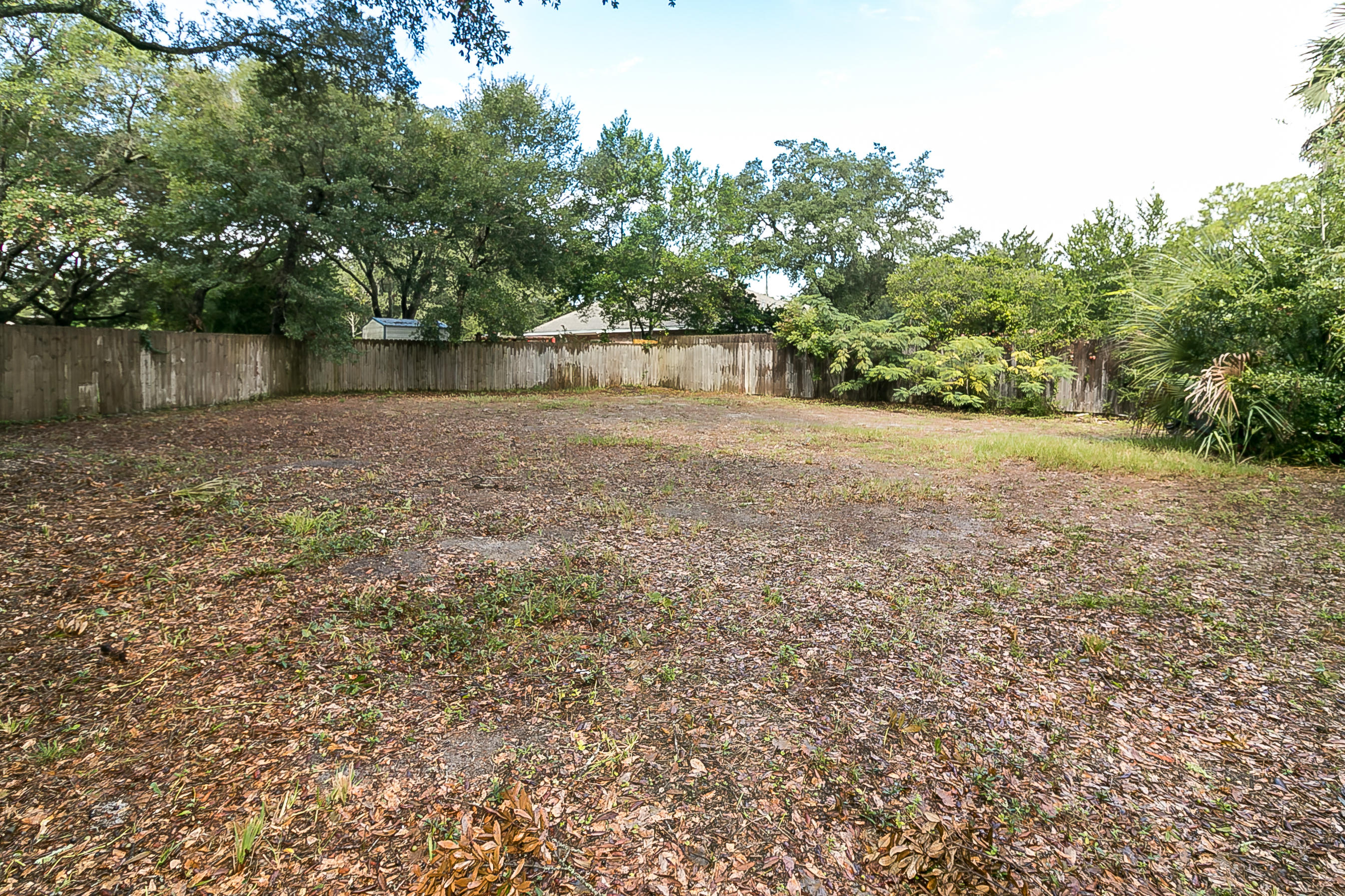 10 Choctawhatchee Road Northeast Fort Walton Beach, FL 32548 - Photo 17 of 19 Back Yard