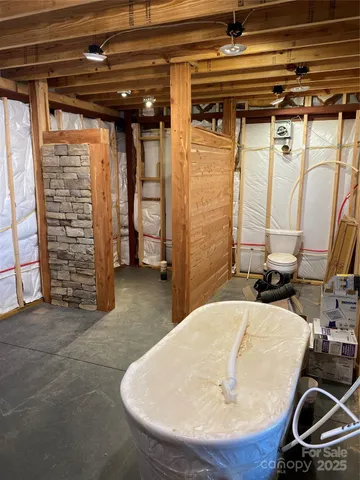 a view of a storage & utility room