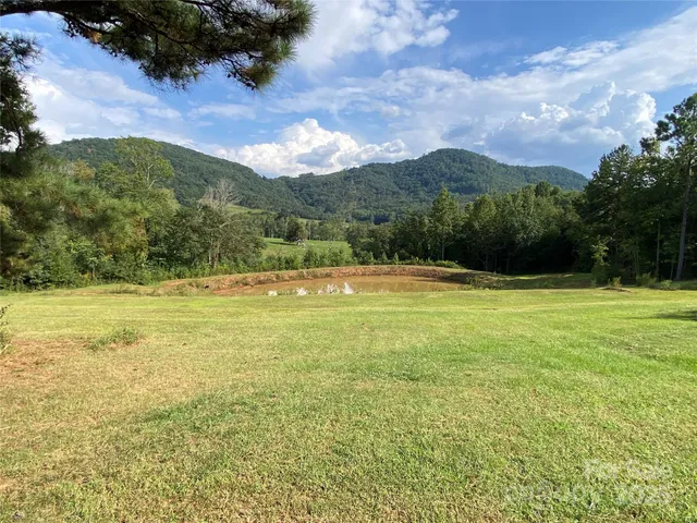 a view of outdoor space with mountain view