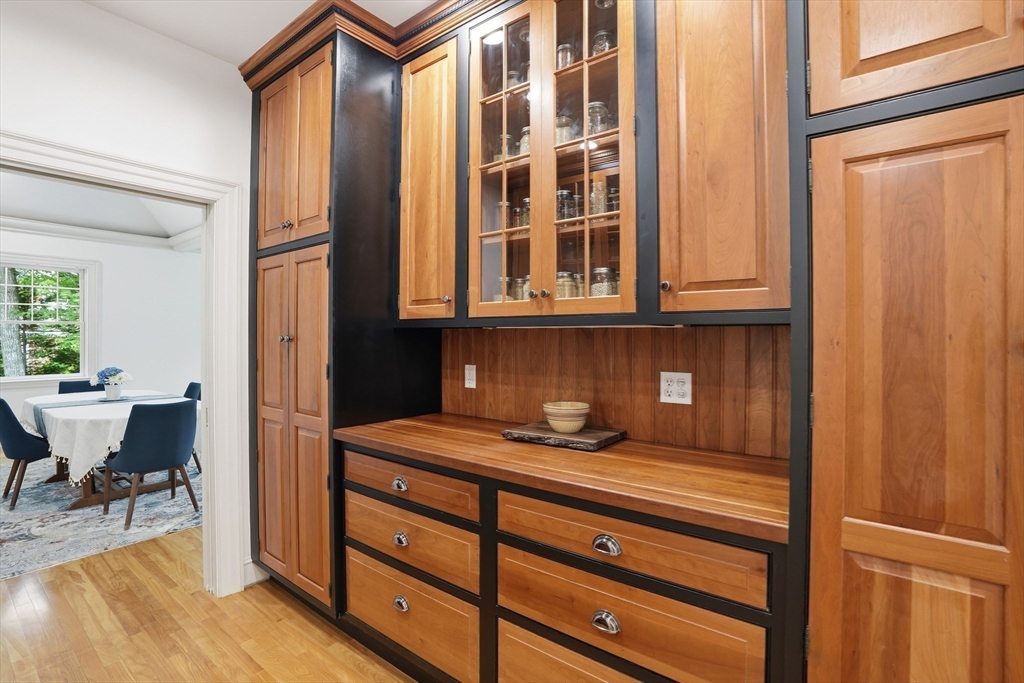 72 Indian Cove Road Marion, MA 02738 - Photo 22 of 40