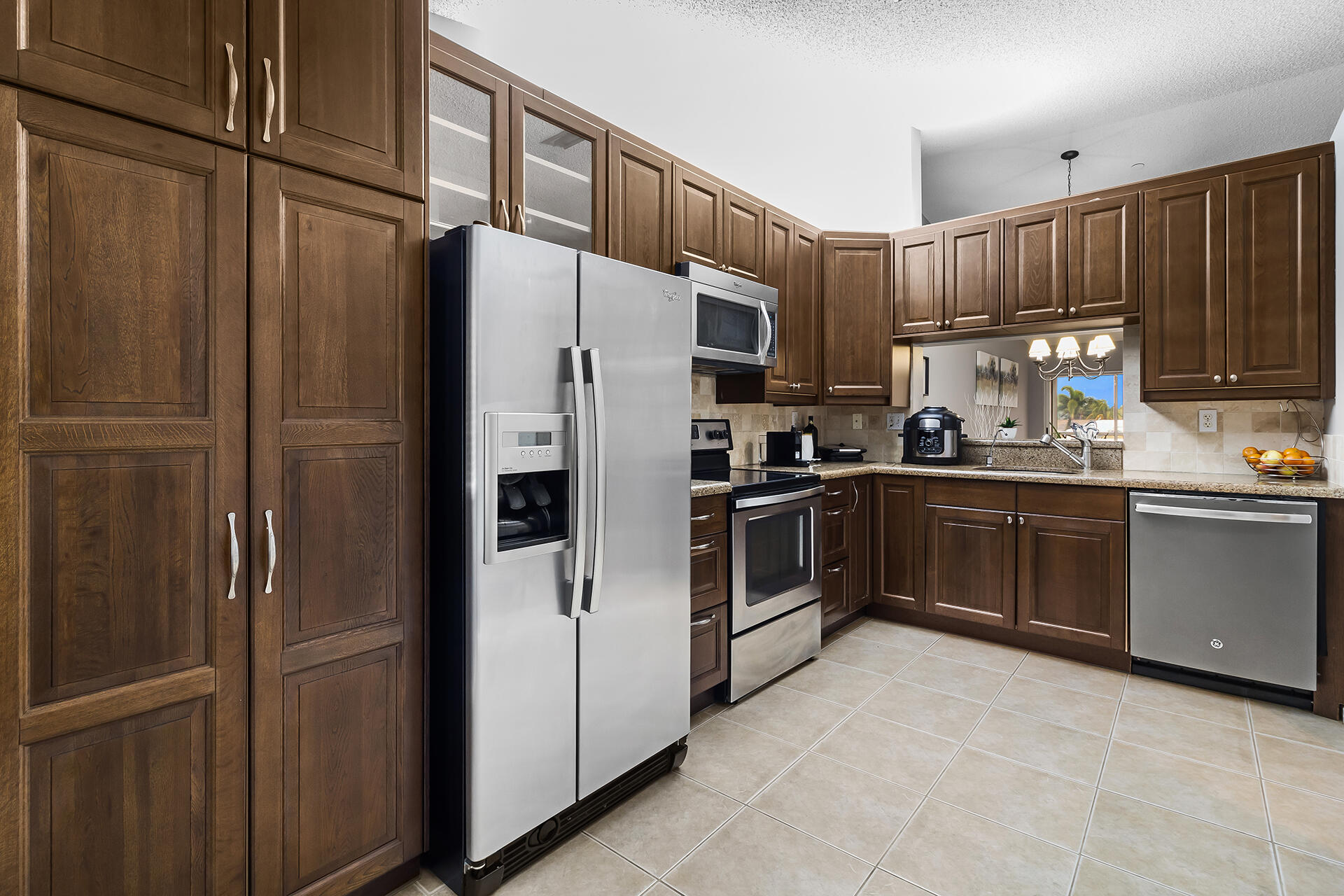 380 Northwest 67th Street, Unit J202 Boca Raton, FL 33487 - Photo 9 of 18 IMG_6201