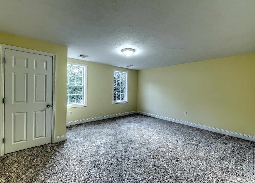 47 Parker Road Shirley, MA 01464 - Photo 18 of 30