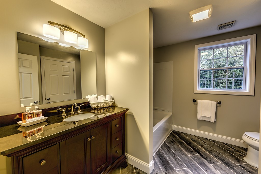 47 Parker Road Shirley, MA 01464 - Photo 19 of 30