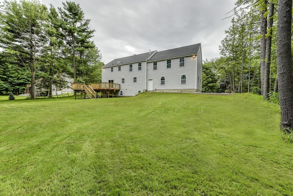 47 Parker Road Shirley, MA 01464 - Photo 25 of 30