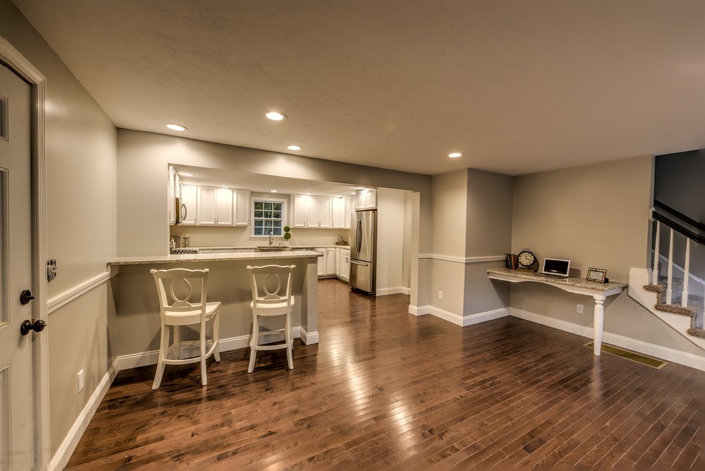 47 Parker Road Shirley, MA 01464 - Photo 6 of 30