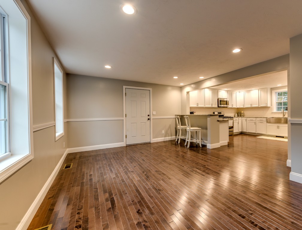 47 Parker Road Shirley, MA 01464 - Photo 9 of 30