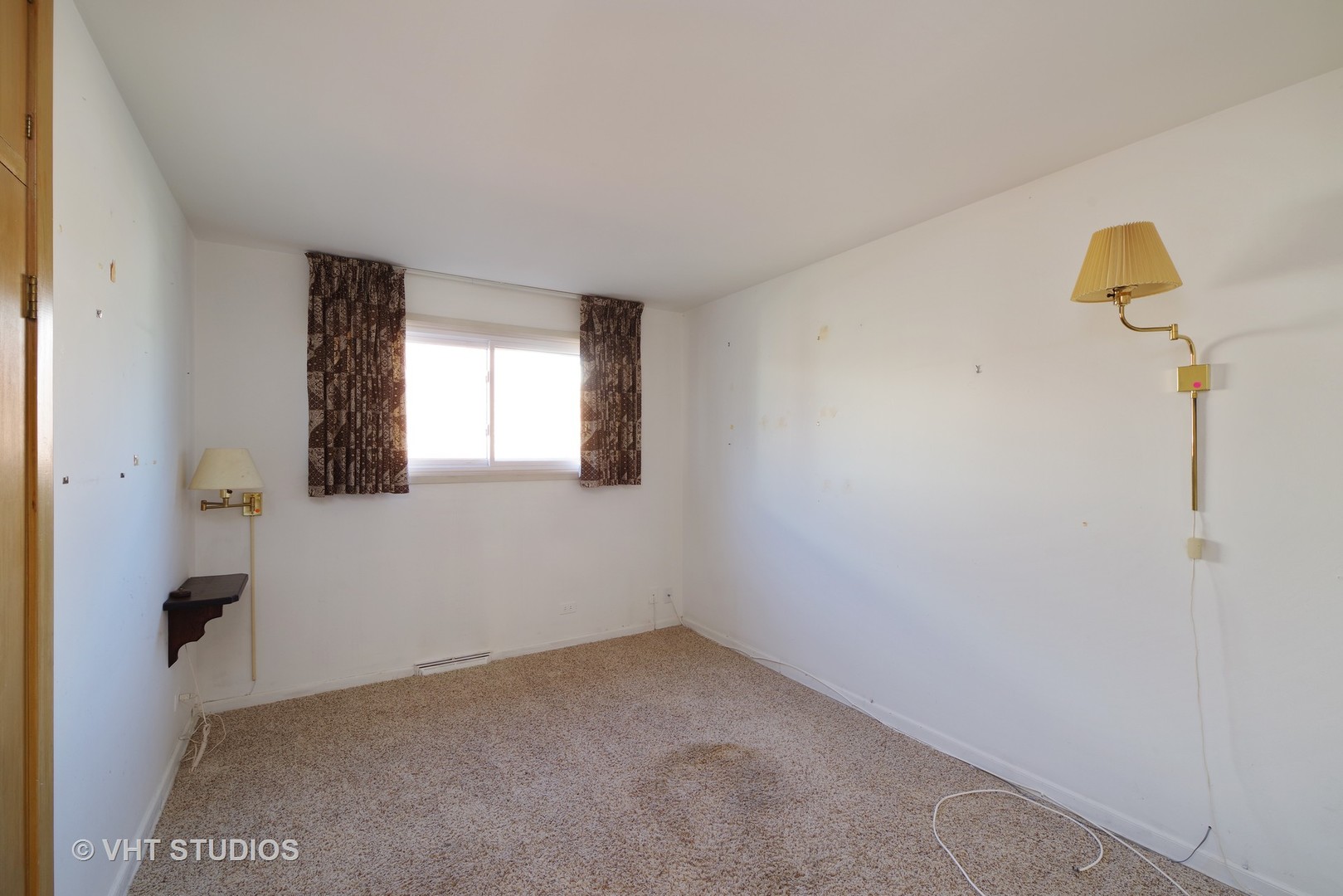 1034 Longaker Road Northbrook, IL 60062 - Photo 6 of 10 a view of empty room with windows