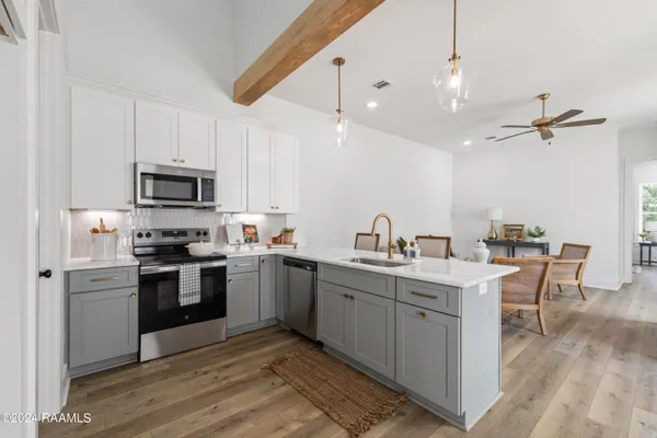 $1,725 | 120 Mayberry Grv Street, Youngsville, LA 70592