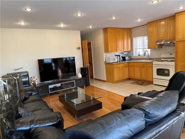 $879,000 | 1066 East 100th Street | Canarsie