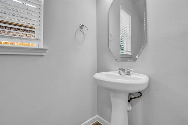 $2,400 | 27108 Kestrel Trail, Magnolia, TX 77354