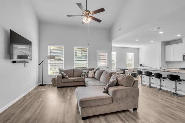 $2,400 | 27108 Kestrel Trail, Magnolia, TX 77354