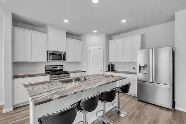 $2,400 | 27108 Kestrel Trail, Magnolia, TX 77354