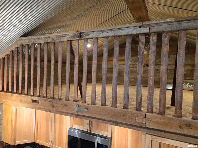 $195,000 | 766 East County Road 2110, Nauvoo, IL 62354