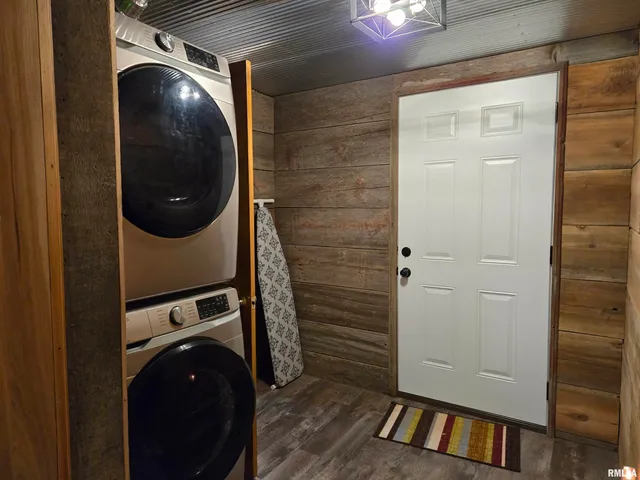 $195,000 | 766 East County Road 2110, Nauvoo, IL 62354