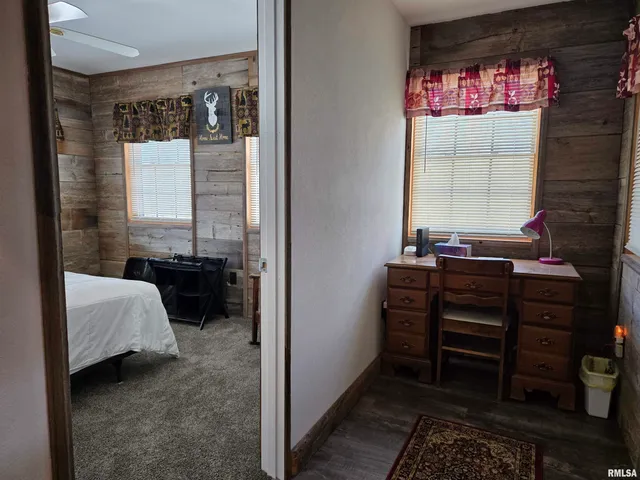 $195,000 | 766 East County Road 2110, Nauvoo, IL 62354